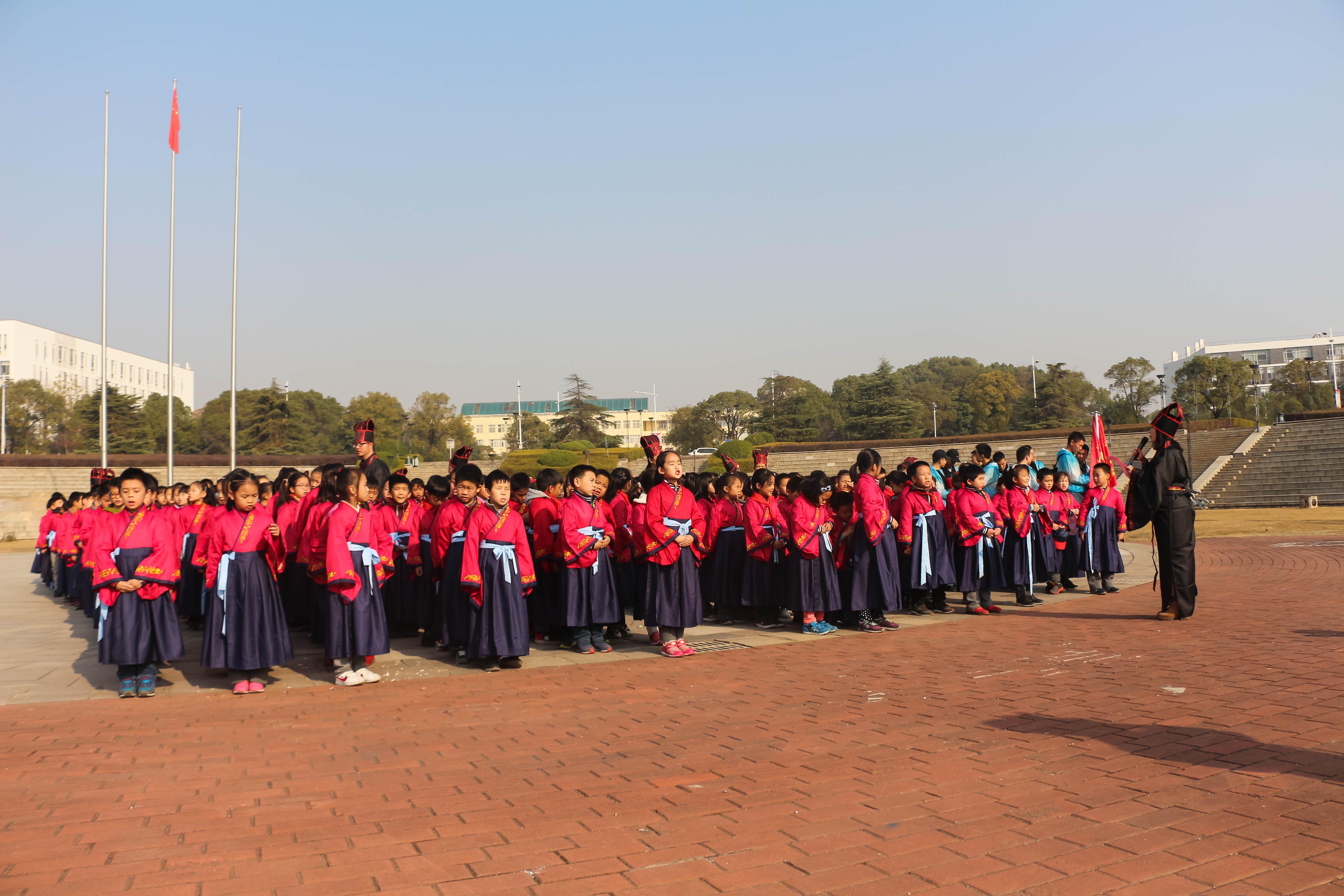 d723fecb9476419f88971dd35348e404.jpg